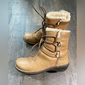 UGG Caspia Leather Boots